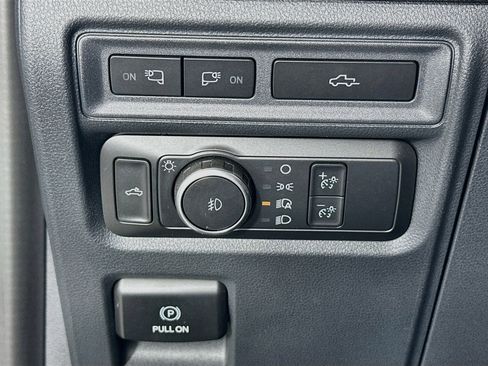 Used 2022 Ford F150 XLT w/ Equipment Group 302A High RWD image 10
