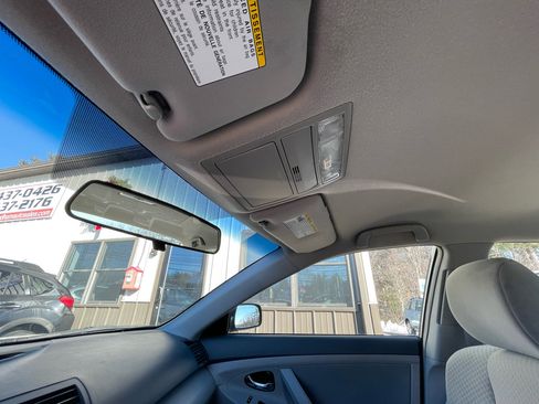 Used 2008 Toyota Camry LE image 16