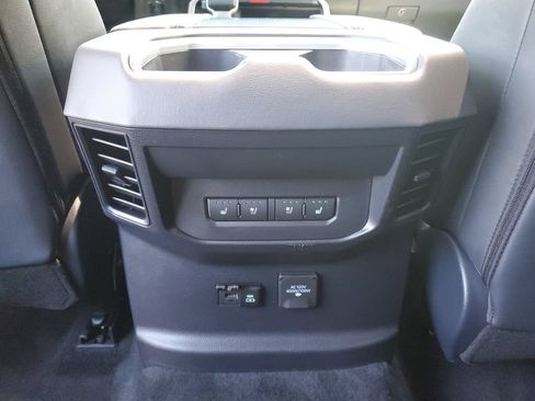 Used 2025 Toyota Tundra Platinum AWD/4WD image 12