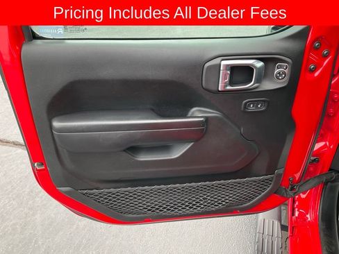 Used 2021 Jeep Gladiator Rubicon w/ Trailer Tow Package AWD/4WD image 3