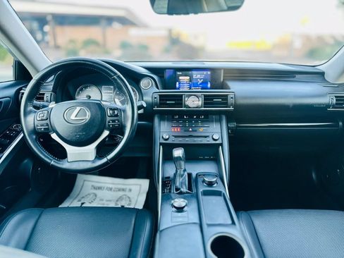 Used 2019 Lexus IS 300 w/ Accessory Package RWD image 15