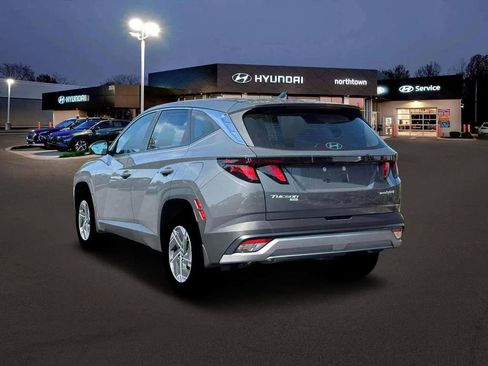 New 2026 Hyundai Tucson Blue SE w/ Tow & Go Package AWD/4WD image 5