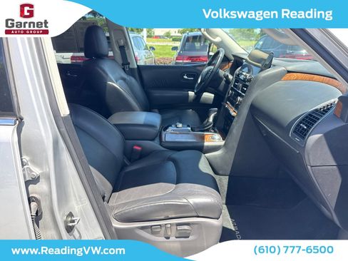 Used 2023 Nissan Armada SL w/ Captain's Chairs Package AWD/4WD image 43