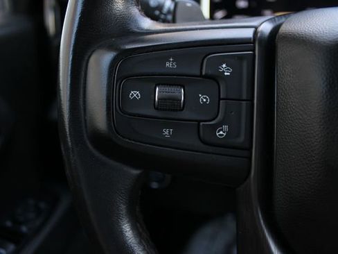 Used 2023 GMC Sierra 1500 AT4 w/ AT4 Premium Package AWD/4WD image 10