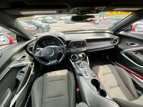 Used 2019 Chevrolet Camaro LS RWD image 15