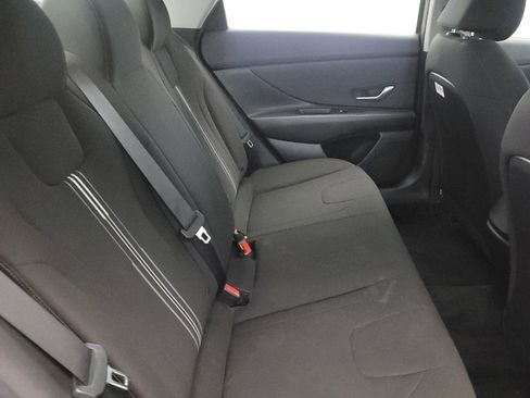 Used 2023 Hyundai Elantra SEL w/ Convenience Package FWD image 19