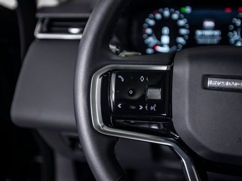 Used 2023 Land Rover Range Rover Velar S image 31