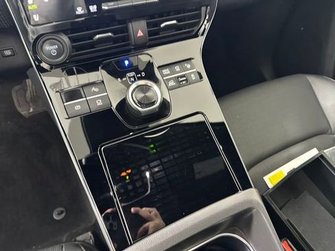 Used 2023 Subaru Solterra AWD image 20