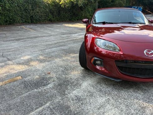 Used 2013 MAZDA MX-5 Miata Grand Touring RWD image 17