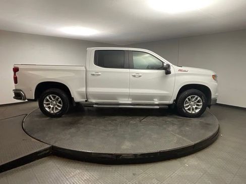 Certified 2024 Chevrolet Silverado 1500 LT w/ Z71 Off-Road Package image 9