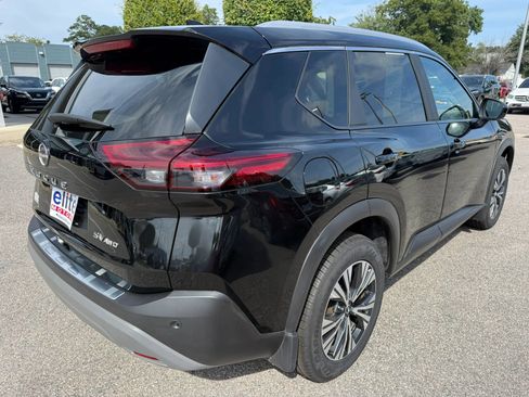 Used 2023 Nissan Rogue SV w/ SV Premium B Package AWD/4WD image 7