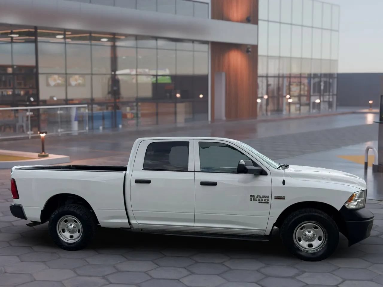 Used 2019 RAM 1500 Tradesman w/ Popular Equipment Group AWD/4WD image 7