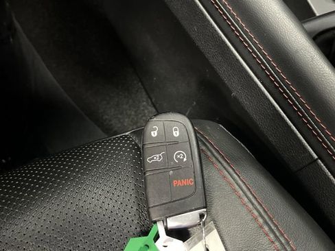 Used 2025 Dodge Durango R/T image 31