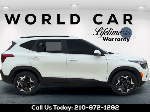 Used 2025 Kia Seltos EX w/ EX Sunroof Package FWD image 8