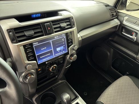 Used 2024 Toyota 4Runner SR5 image 30