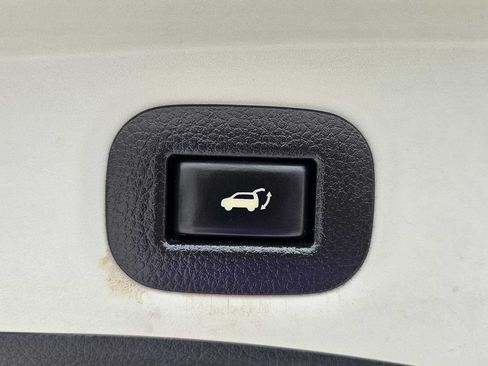 Used 2020 Nissan Rogue SL FWD image 20