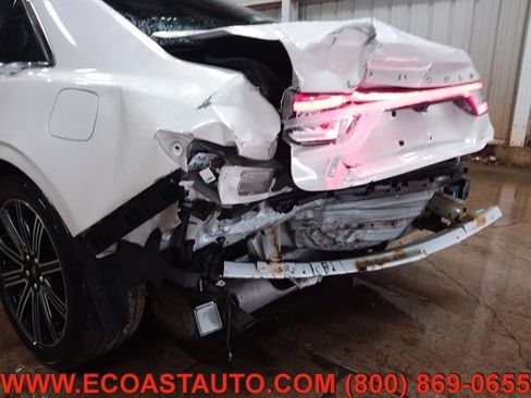 Used 2017 Lincoln Continental Reserve w/ Climate Package image 17