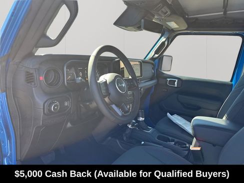 New 2026 Jeep Wrangler Unlimited Rubicon w/ Safety Group AWD/4WD image 31