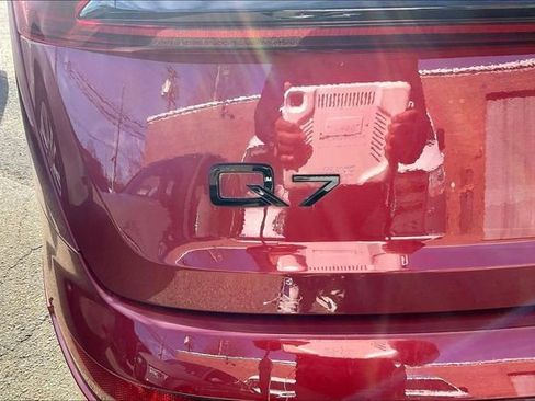 Certified 2024 Audi Q7 3.0T Prestige w/ Prestige Package image 8