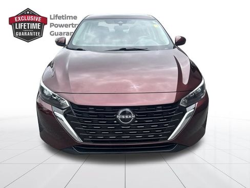 Certified 2025 Nissan Sentra SV FWD image 9