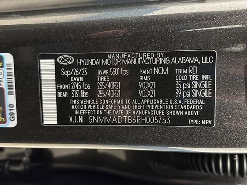 Used 2024 Genesis GV70 2.5T w/ Sport Prestige Package image 39