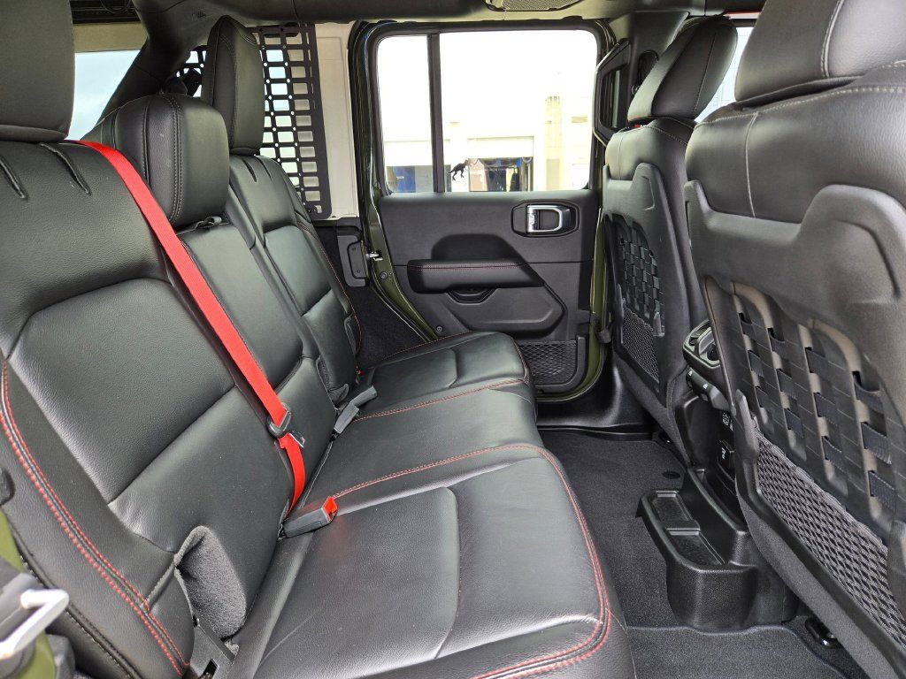 Used 2020 Jeep Wrangler Unlimited Rubicon w/ Quick Order Package 28Y Recon AWD/4WD image 24