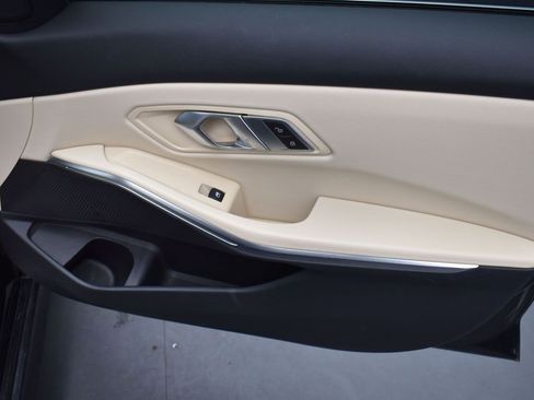 Used 2023 BMW 330i xDrive Sedan w/ Driving Assistance Package image 23