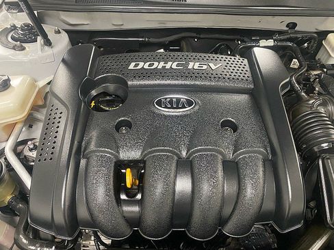 Used 2008 Kia Optima LX image 17