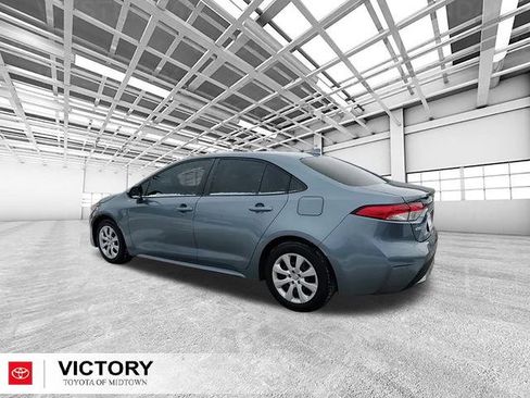 Certified 2021 Toyota Corolla LE image 5