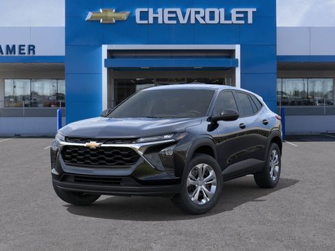 New 2026 Chevrolet Trax LS FWD image 30
