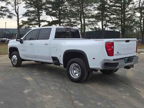 Certified 2024 Chevrolet Silverado 3500 LTZ w/ LTZ Plus Package image 22
