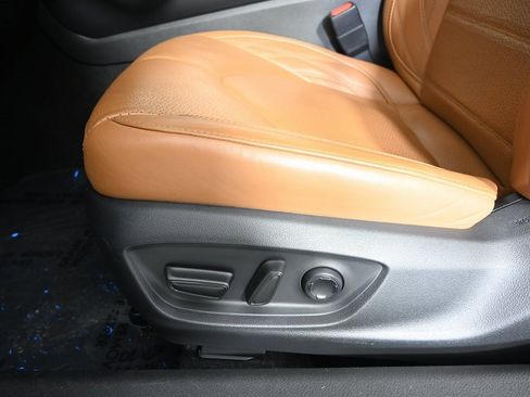 Used 2021 Toyota Avalon Limited w/ Advanced Safety Package image 22