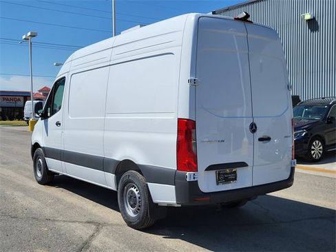 New 2025 Mercedes-Benz Sprinter 2500 image 33