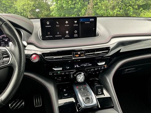 Used 2022 Acura MDX A-Spec image 9