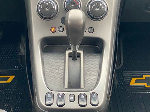 Used 2006 Pontiac Torrent 2WD w/ Preferred Package image 22