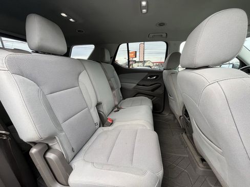 Used 2018 Chevrolet Traverse LT w/ LPO, Floor Liner Package image 23