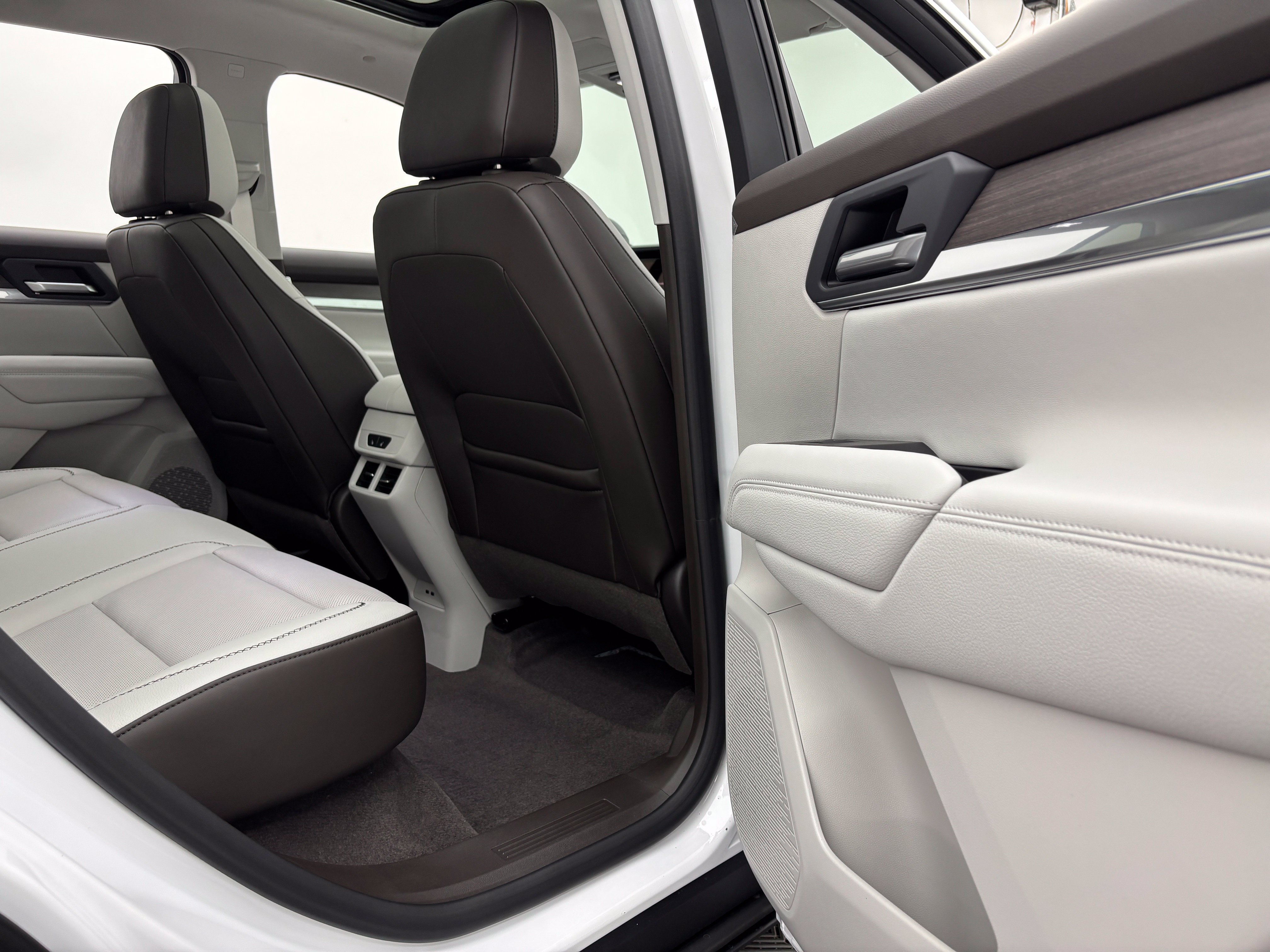 New 2027 GMC Terrain Denali AWD/4WD image 38