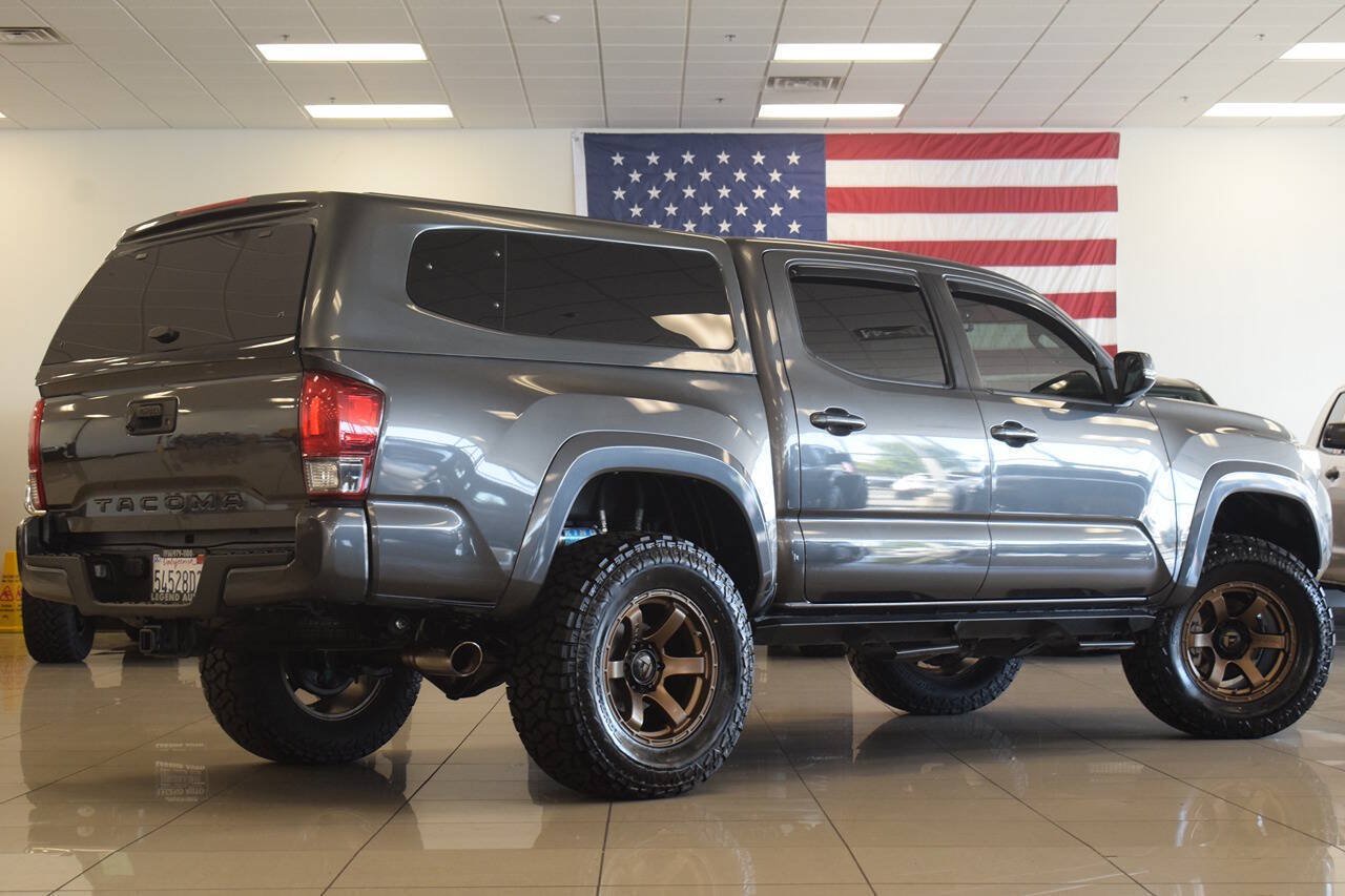 Used 2017 Toyota Tacoma TRD Sport w/ Tow Package (A/T) AWD/4WD image 21