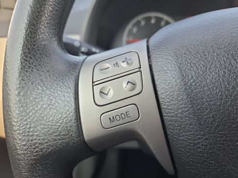 Used 2012 Toyota Corolla LE FWD image 22