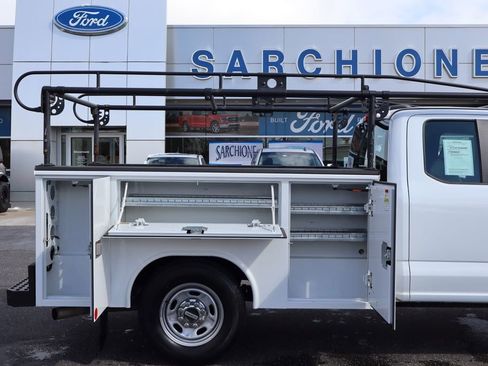 Used 2023 Ford F250 XL w/ XL Chrome Package image 5