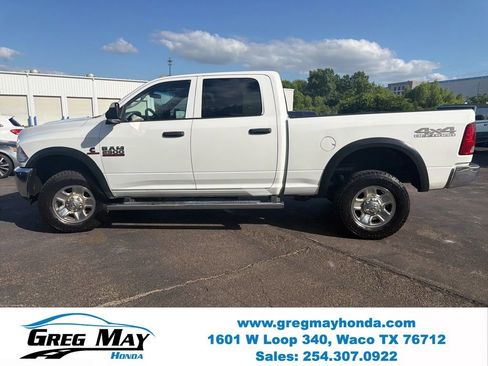 Used 2018 RAM 2500 Tradesman w/ Chrome Appearance Group AWD/4WD image 6