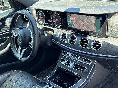 Used 2019 Mercedes-Benz E 300 image 31
