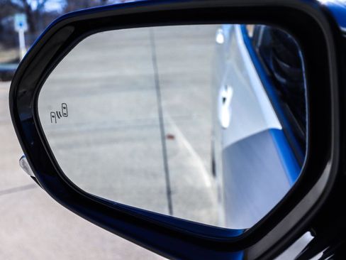 Used 2018 Toyota Prius Prime Premium image 16