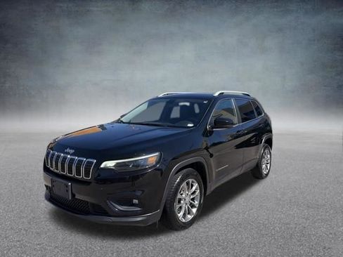 Used 2020 Jeep Cherokee Latitude Plus w/ Cold Weather Group image 14