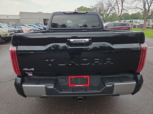 Used 2023 Toyota Tundra Limited AWD/4WD image 4