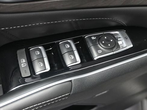 Certified 2025 Kia Sorento SX Prestige image 11