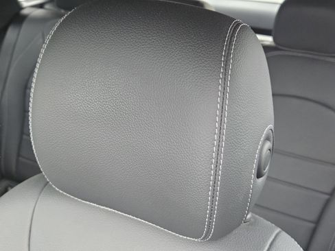 Used 2018 Mercedes-Benz GLC 300 4MATIC Coupe image 11