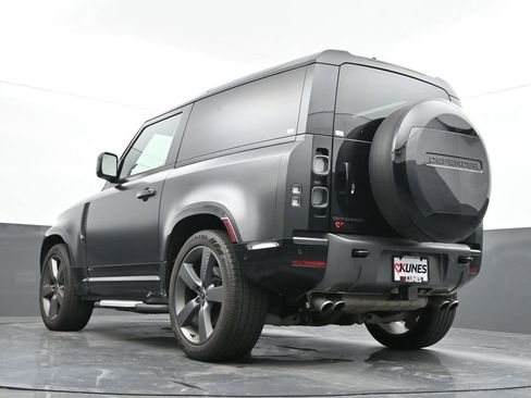 Used 2023 Land Rover Defender 90 V8 image 51