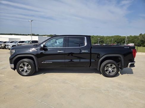 Used 2025 GMC Sierra 1500 SLT AWD/4WD image 5