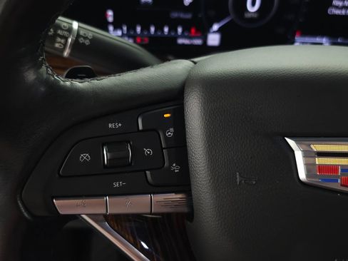 Used 2021 Cadillac Escalade Premium Luxury w/ Driver Assist Tech Package AWD/4WD image 24